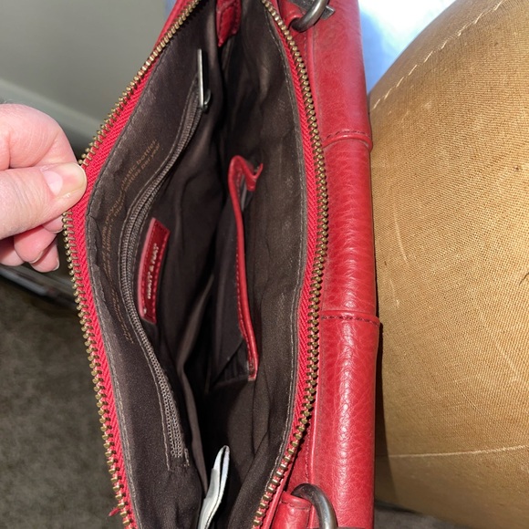 Vegan leather Red Cross body bag - Picture 5 of 7